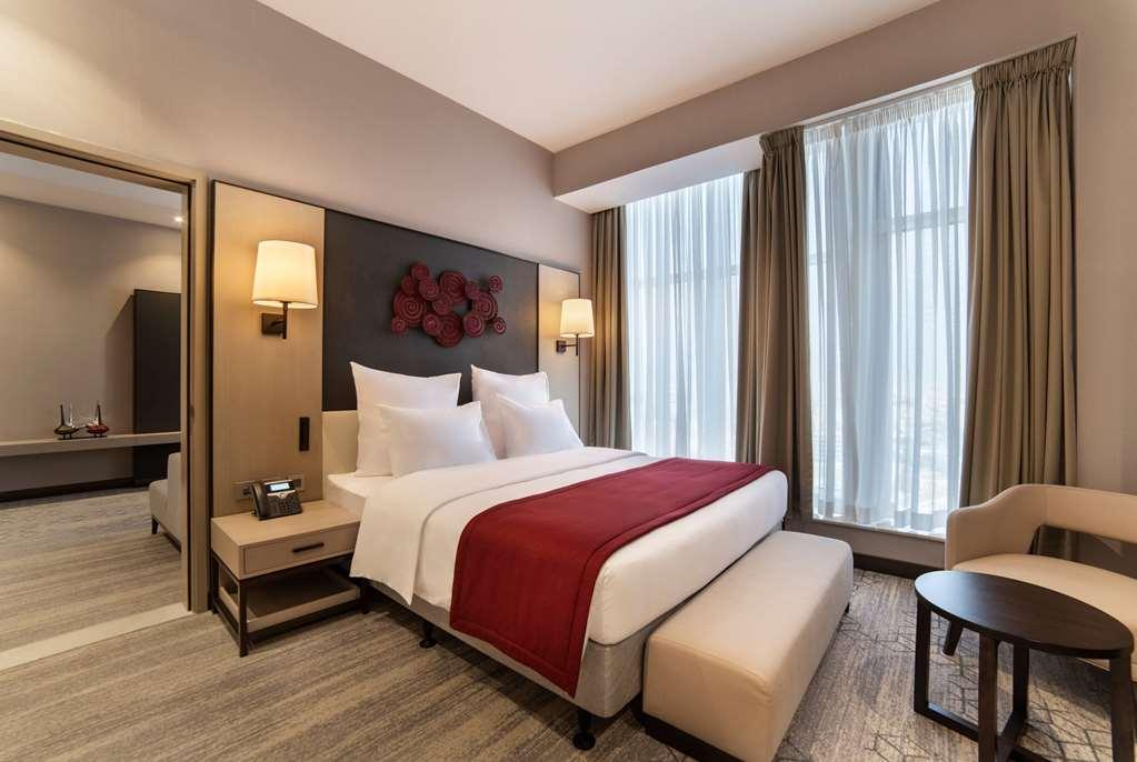 Ramada By Wyndham Riyadh King Fahd Road Oda fotoğraf