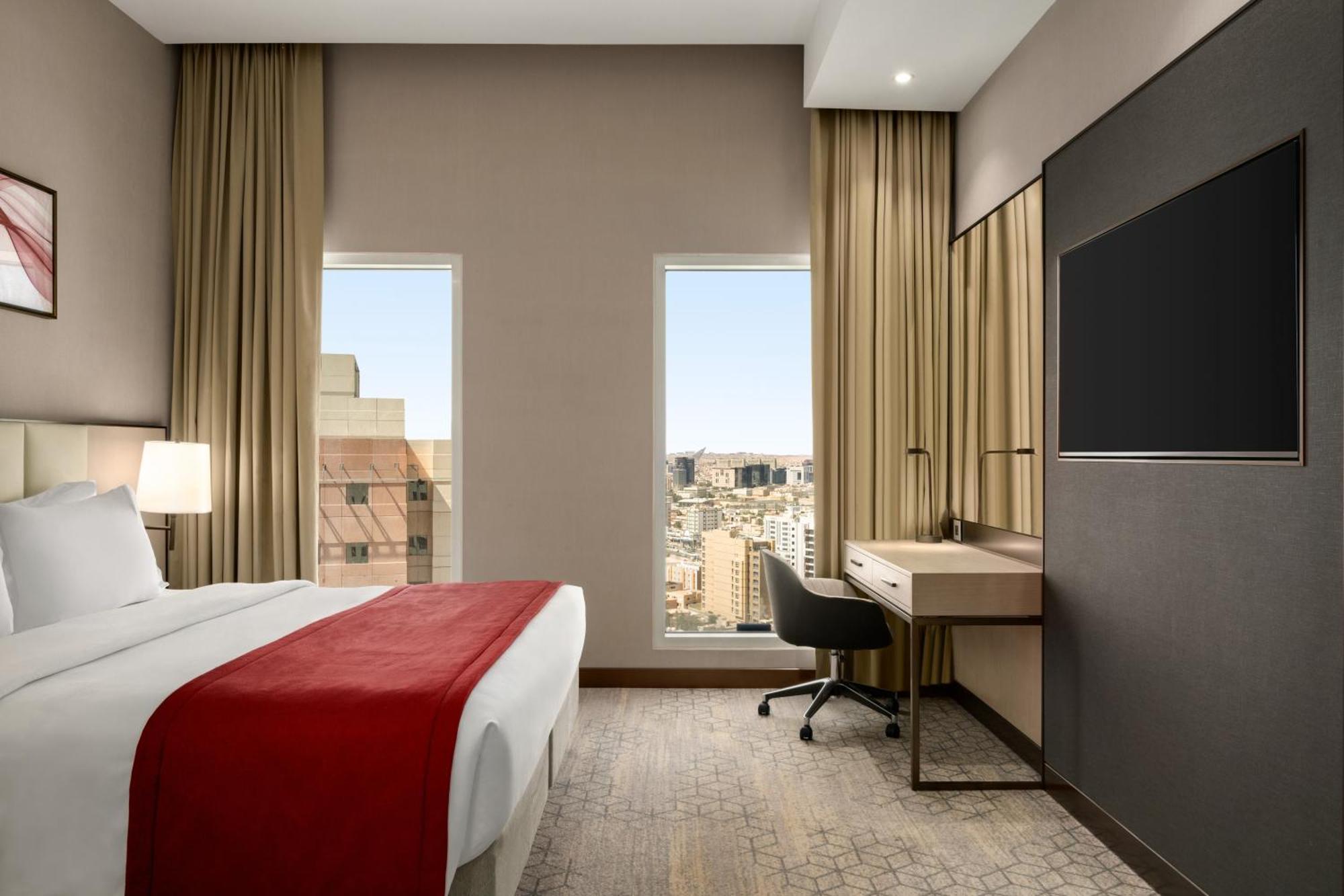 Ramada By Wyndham Riyadh King Fahd Road Dış mekan fotoğraf